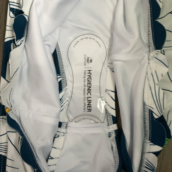 Cupshe High-Waist Floral Scalloped Bikini Bottom - NWT! - Picture 8 of 8